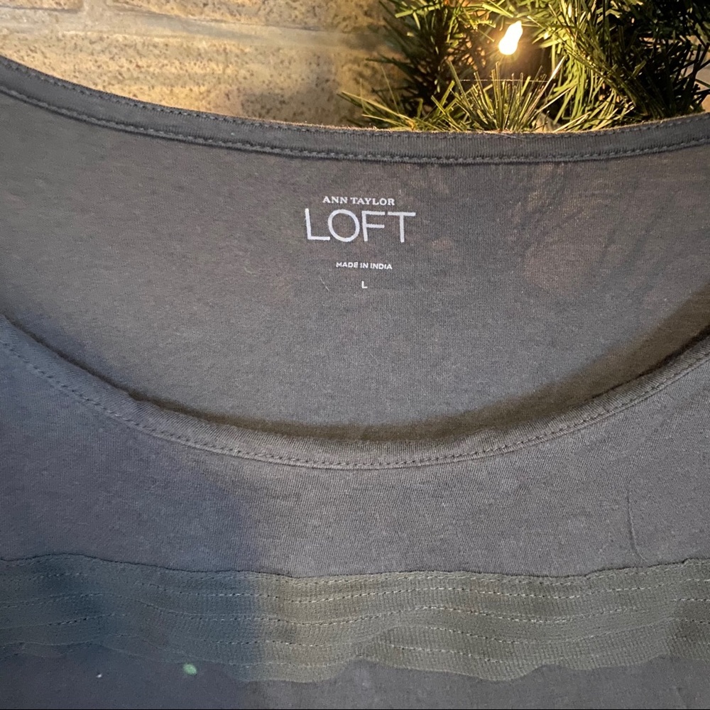 LOFT top - Picture 2 of 4